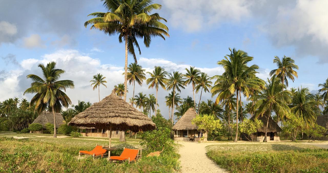 Emayani Beach Lodge Pangani Exterior photo